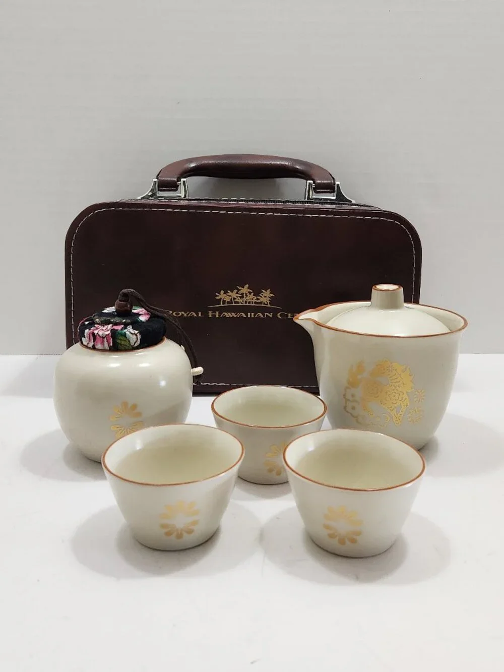 NEW Royal Hawaiian Center Lunar New Year Travel Tea Set - Year of the Horse